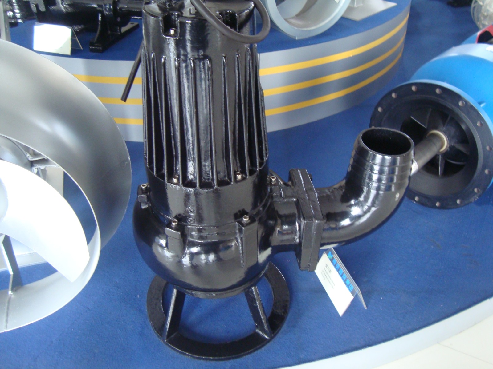 南京蓝深集团潜污泵自动耦合安装，蓝深WQ100-13-7.5图3